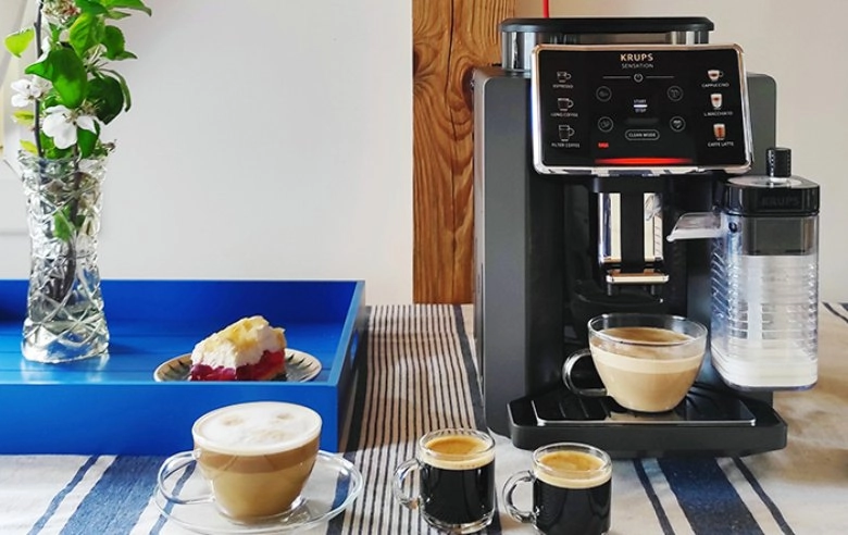 Test ekspresu Krups Sensation Milk EA912H. Kompakt z potencjałem?